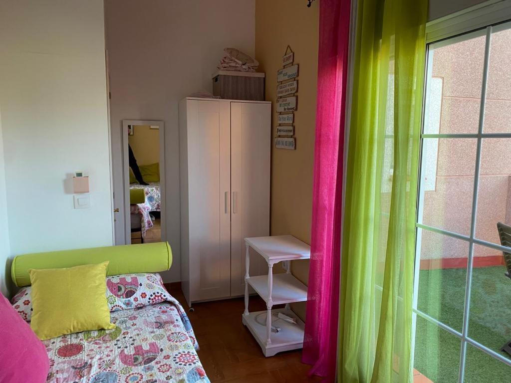 Familia Anfitriona Acoge Terraza Apartment Seville Exterior photo